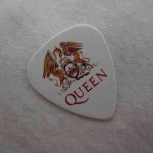 Бяло перце за китара на QUEEN с герба