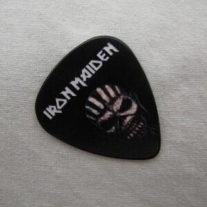 Страхотно перце за китара на Iron Maiden