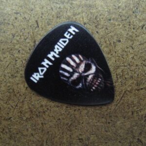 Страхотно перце за китара на Iron Maiden - Hover Image