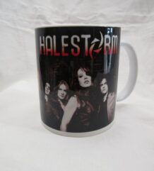 Страхотна чаша за напитки на Halestorm