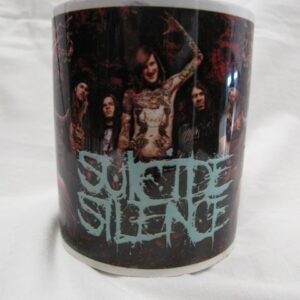 Страшна чаша за чай на Suicide Silence