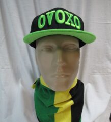 Евтина шапка с права козирка OVOXO Snapback в черно с неоново зелена бродерия