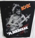 Голям текстилен пач за яке AC/DC с Ангус Йънг и надпис '74 Jailbreak