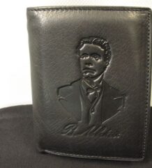 Готин черен портфейл с лика на Левски