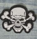 Метъл нашивка Skull and Crossbones 3D бродиран череп с кокали