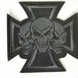 Метъл нашивка Iron Cross Skulls 3D рокерски кръст с черепи