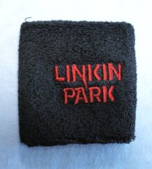 Хавлиен накитник на Linkin Park в червено