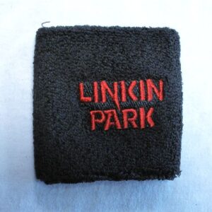 Хавлиен накитник на Linkin Park в червено