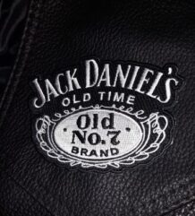 Бродирана рокерска нашивка за елек Jack Daniel's Old No. 7 в черно и бяло
