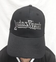 Бейзболна шапка с козирка на Judas Priest