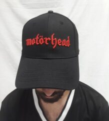 Мъжка шапка с козирка Motorhead с червена масивна бродерия