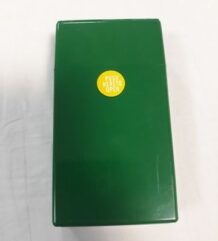 Зелена пластмасова табакера за цигари
