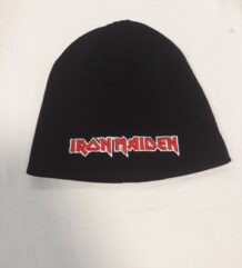 Черна зимна мъжка шапка с червена 3D бродерия на Iron Maiden