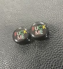 флеш 18 мм с надпис fuck me модерен провокативен аксесоар