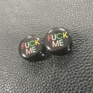 флеш 18 мм с надпис fuck me модерен провокативен аксесоар