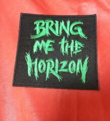 Метъл нашивка Bring Me the Horizon Logo зелена бродерия на черен фон