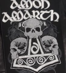 Голяма везана метъл нашивка Amon Amarth с чук Мьолнир и черепи за гръб