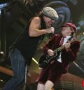 Малък плакат на AC/DC (Angus and Brian)