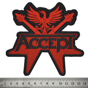 Бродирана червена рок нашивка Accept с кръстосани китари и орел