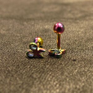 Стоманена обеца за ухо в преливащи цветове 11.5mm тип хамелеон с камъчета