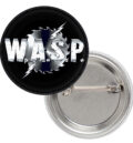 Малка значка на W.A.S.P. с логото на бандата