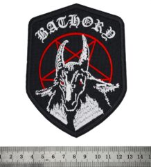 Бродирана метъл нашивка Bathory Goat Pentagram с козел и червен пентаграм