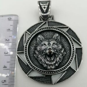 Готически медальон гневен Вълк от стомана