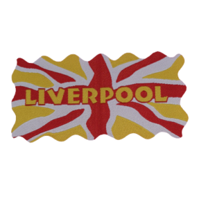 Футболна нашивка Liverpool Logo с надпис и стилизиран флаг