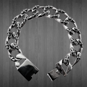 Гривна от стомана с релеф на Chrome Hearts