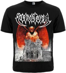 Лице на мъжка тениска с щампа Sepultura Bestial Devastation в червен и бял цвят