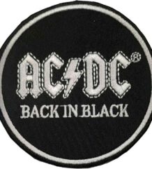 Оригинална везана рок нашивка AC/DC Back in Black в черно и сребристо.