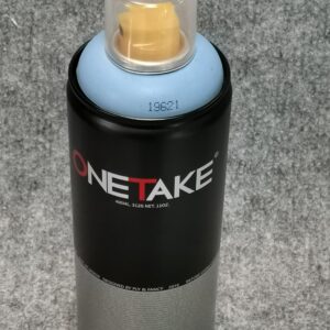 Професионален син спрей за графити Onetake Light Navy с жълта дюза за рисуване