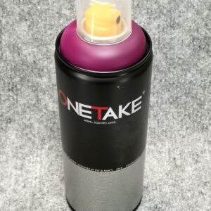 Професионален спрей за графити лилав цвят Onetake Dark Purple с жълта дюза за рисуване