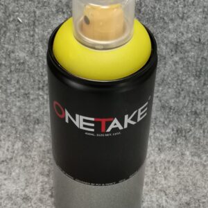 Спрей за графити Full Lemon OneTake във флакон с наситен лимоненожълт пръстен около дюзата.