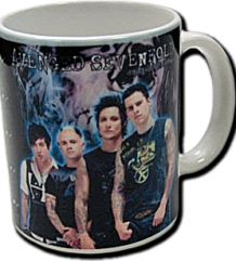 Чаша на Avenged Seven Fold с бандата