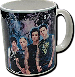 Чаша на Avenged Seven Fold с бандата