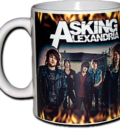Чаша на Asking Alexandria с групата