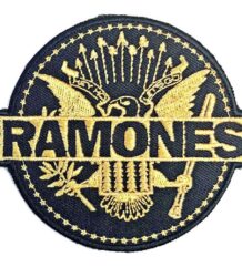 Официална пънк нашивка Ramones със златно лого и герб