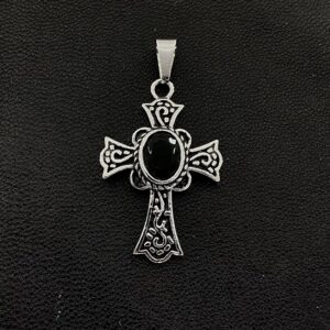 Уникален готик медальон Кръст с камък