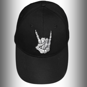 Мъжка шапка с козирка Rock On със скелетна ръка бродерия