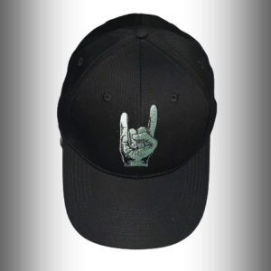 Шапка с козирка мъжка Rock On черна със зелен везан жест horns up
