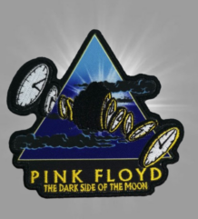 Рок нашивка Pink Floyd The Dark Side of the Moon с избродирани часовници и призма