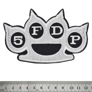 Метъл нашивка Five Finger Death Punch Brass Knuckles бяла бродерия