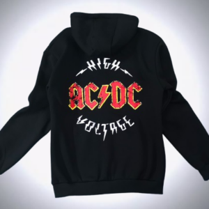 Гръб на черен метъл суичер с цип AC/DC High Voltage с голяма червено-жълта щампа