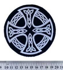 Рок нашивка Келтски кръст Celtic Cross с бяла бродерия на възли