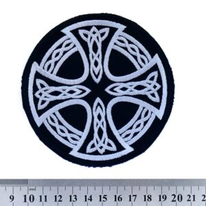 Рок нашивка Келтски кръст Celtic Cross с бяла бродерия на възли