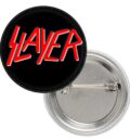 Значка на Slayer с надписа в червено