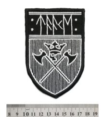 Метъл нашивка Taake Shield Logo с бяла бродерия на руни и шлем