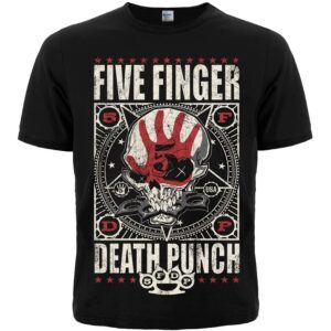 Лице на черна метъл тениска Five Finger Death Punch с голяма щампа на череп и червен отпечатък.