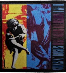 Принтирана рок нашивка на Guns N' Roses с обложката на Use Your Illusion